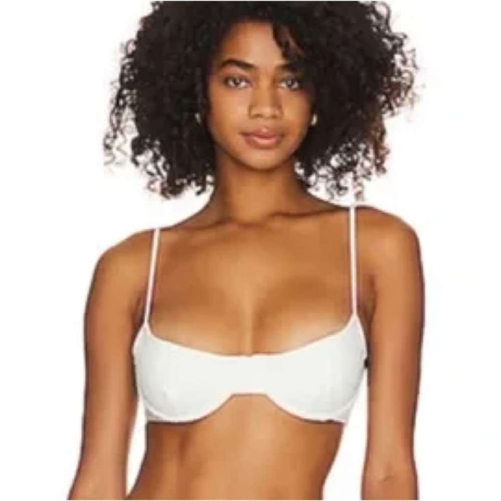 HAIGHT. Vintage Bikini Top
White Underwire